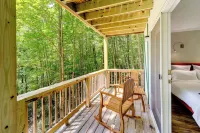 Wooded Retreat w/ Decks & Views in Beech Mountain! - 3-Star