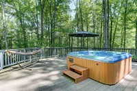 Fireplace, Hot Tub, Sauna– Adventure & Charming Towns!
