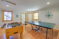 Hike, Sip and Unwind Mtn-View Gem in Banner Elk! - parking