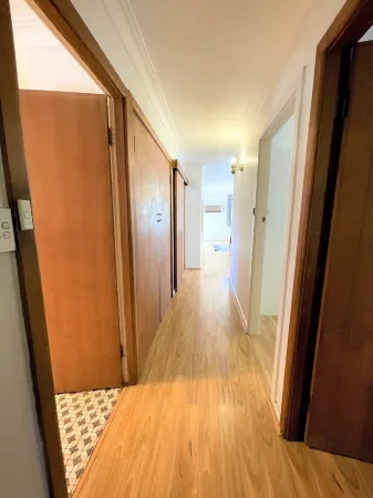 Campbelltown Holiday Home 3 Bed & Parking