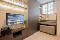 Comfort and Compact Studio at Apartment Tokyo Riverside PIK 2 By Travelio