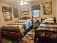 Relaxing Mountain Getaway with excellent trout fishing