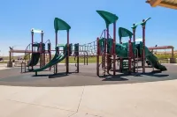 Relaxing Foothills Retreat in Gorgeous Modern Home