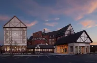 Hotel Royer Urbana Champaign, Tapestry Collection by Hilton - Uima-altaat