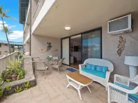 Kona Reef F2 Charming Oceanfront Condo for 4!