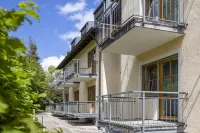 Hotel-Gasthof Rangau Hotel berhampiran Segment der Berliner Mauer