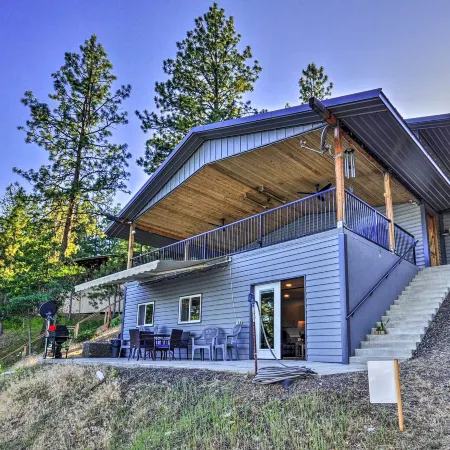 Hidden Gem Dock and Views on Pine Hollow Reservoir!