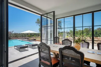 BELMONT VILLA OSTUNI Hotel a 