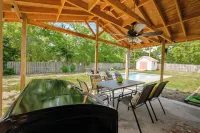 Private Saltwater Pool, No Stairs, Sleeps 8, Bunk Bed, Games, Gym, Near Beaches! - Wifi