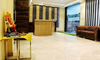 Hotel Emblem Suites by Denver, Delhi Airport