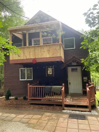 Private chalet with hot tub and private trail system.  Pet friendly.