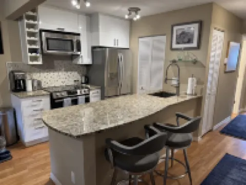 Cozy Mountain retreat Nottingham Lake Front on Avon near Beaver Creek Ski Area