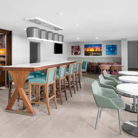 Hampton Inn Phoenix-Biltmore