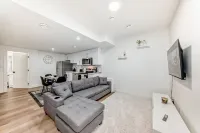 1-Bed, w/ In-Unit Washer & Dryer, Cozy Living,1-2 Min Drive to Anthony Henday!