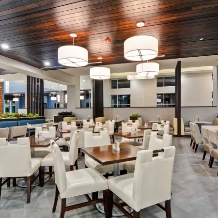 Embassy Suites by Hilton Plainfield Indianapolis Airport