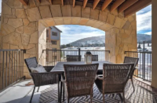 Ski Retreat with Pool, Hot Tub & Mountain Views