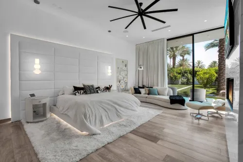 Stunning Rancho Mirage HomeOperable Walls, Indoor-Outdoor Living, Pool, Fitness