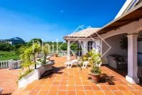 Beautiful 5 bed-rooms Villa at Terres Basses
