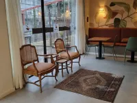 Coral Express Prox ao Hosp Mae de Deus Pucrs, 5Klm de Distancia Hotels near Botanic Garden