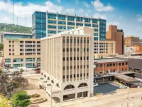 Force on 5th Avenue Hotel Hotels in Duluth