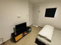 One-storey studio with free parking Hotels in Le Passage