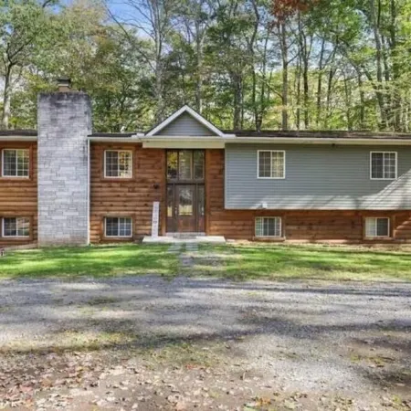 5BR, Speakeasy, Fire Pit, Pool Table, HotTtub