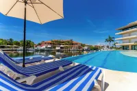 Ground Floor Marina View Infinity Pool Private Terrace Puerto Aventuras Hotels in Puerto Aventuras