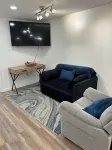 Riverside Retreat, a charming studio near Oakmont and Pittsburgh with WiFi, AC