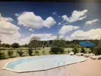 Sologne, Chateaux de la Loire, Entre Chambord et le zoo de Beauval Hotels in Cheverny