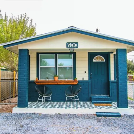 Charming 2-bedroom CASITA with AC and WiFi in Pharr