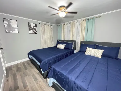 Full entire cozy home +  Free Wi-Fi + Free parking + Central area