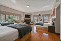 Villa Euphoria: Exotic Retreat