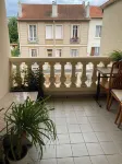 Large F4 apartment in a beautiful villa Paris-le Bourget Hotels in Le Bourget