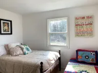 Charming 3-bedroom house with WiFi, AC in delightful Yellville - 3-Star