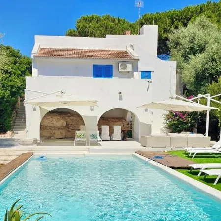 Ostuni Beachfront Villa with Pool & Private Parking, Luxury Holidays