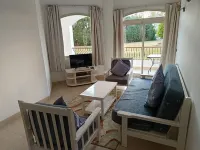 Charming Two-bedroom apartment in nile front resort Hotels in At Tod