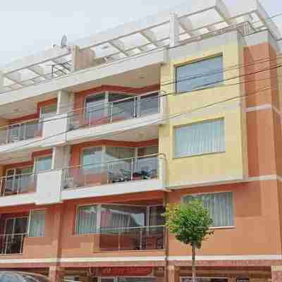 Cozy 2-bedroom apartment in welcoming Nessebur with AC, WiFi Hotel Exterior