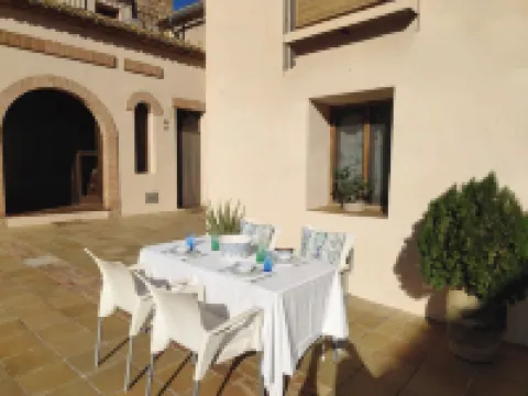 Masía de San Juan, renovated rural house with swimming pool and air conditioning. House 1 Hotels in Alto Palancia