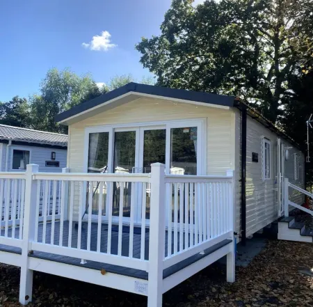 NEW Willerby 2 bedrooms caravan Отели в г. Тендринг Дистрикт