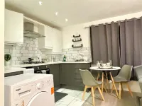 Modern Stylish 3 Bedroom Detached House Doncaster