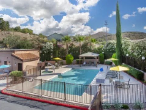 ベストウェスタン カッパー ヒルズ イン グローブのホテル