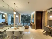 Tranquil And Modern Haven 2Br At The Rosebay Apartment - 4-Star