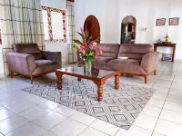 3 Bedrom Villa 50 meters 2 Beach