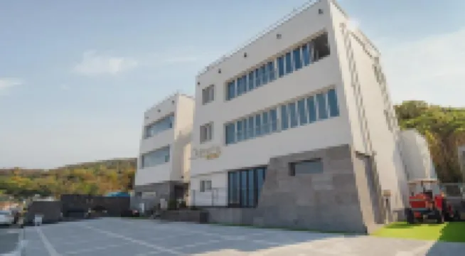 Pohang Etoile Poolvilla