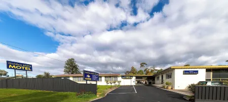 Golden Hills Motel Отели в г. Голден сквер