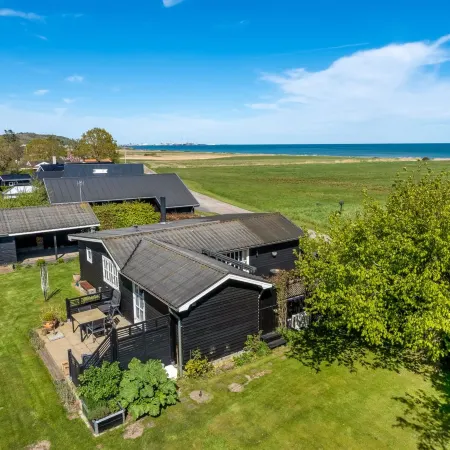 "Welma" - 200m from the sea