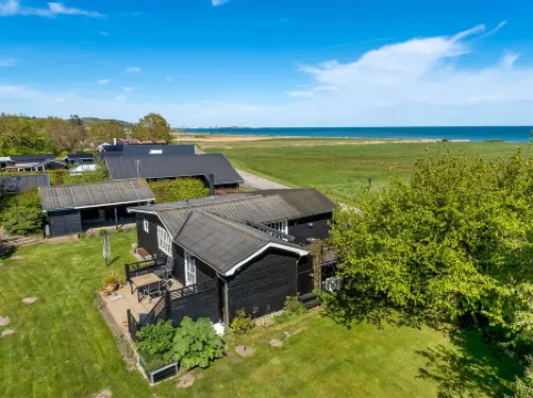 "Welma" - 200m from the sea