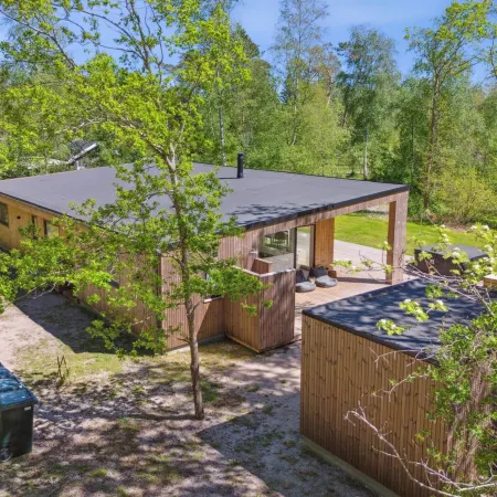 "Tinja" - 900m from the Sea