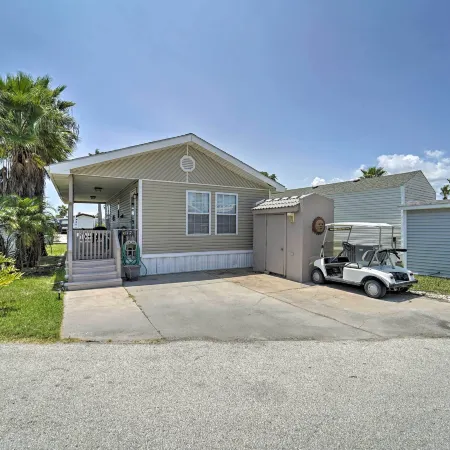 Deck & Pool Access: Long Island Village Escape!