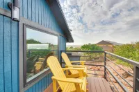 Modern Mtn-view Designer Home in Medicine Park - 3 stjerner